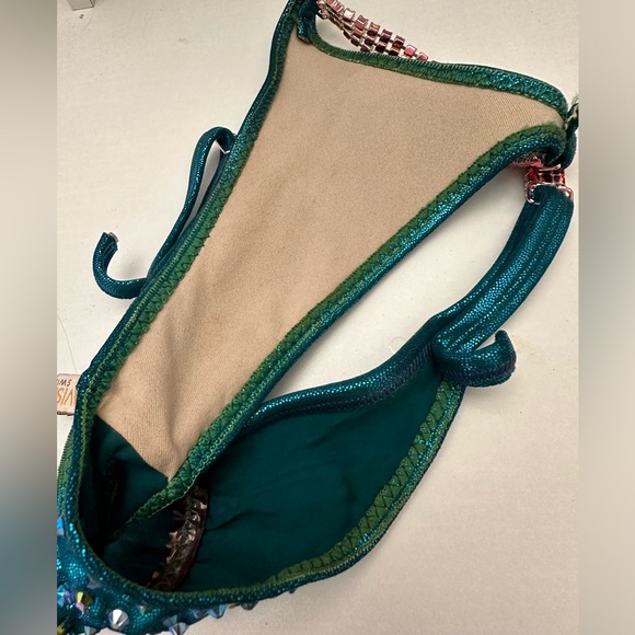 Ravish Sands Competition Bikini - Picture 7 of 8